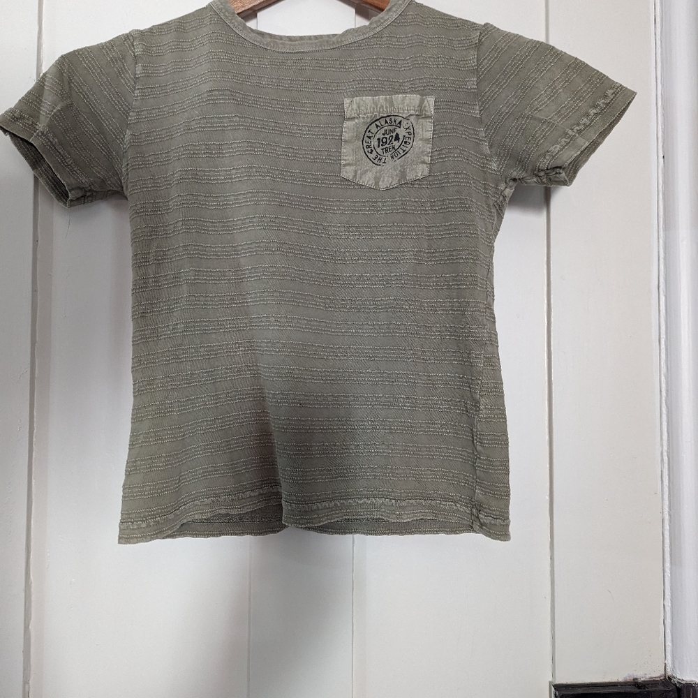 Sonoma Army green T-shirt sz 6